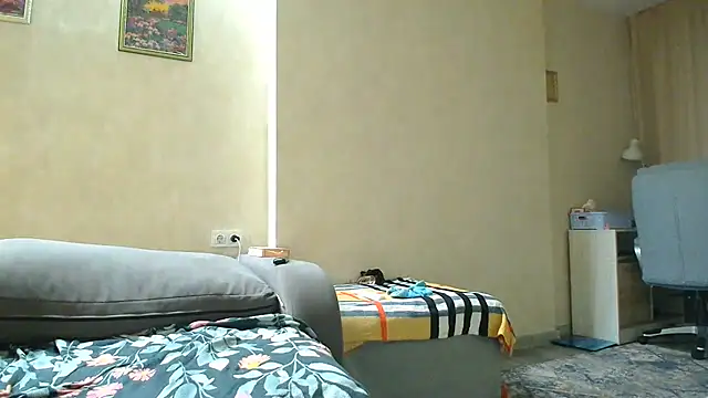 Brionia XXX чат на живо