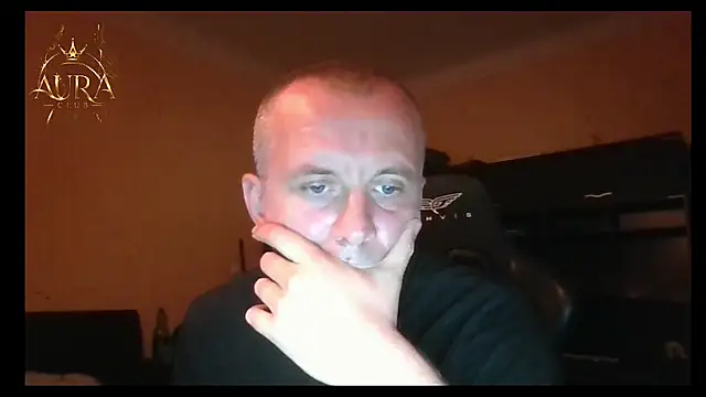 Chat XXX en directo de MrWhitePL