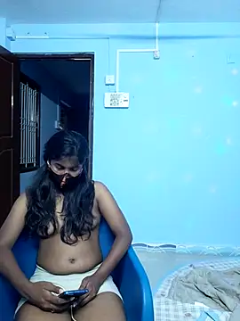 Show webcam de TAMIL-THARACPL