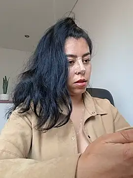 Luianna live XXX chat