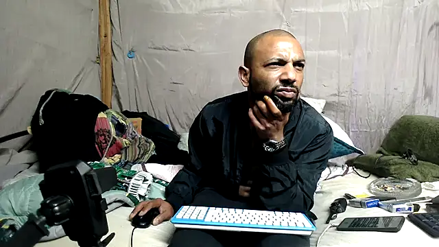 Chatroom XXX en direct de Camodick