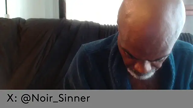 Chat XXX en directo de sinnernoir