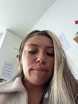 Онлайн чат XXX LIZ-06_