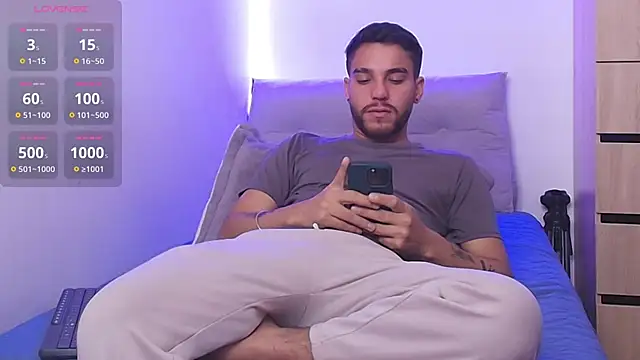 Chat +18 de Leandro_valenzuela ao vivo