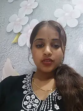 Sy_Shrishti Adlı Modelin Canlı XXX Sohbeti
