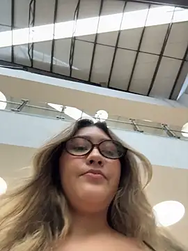 giaa_ live XXX chat