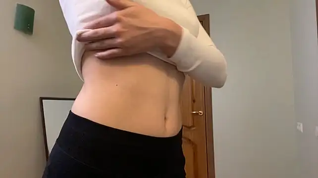 HootedIlk Webcam show