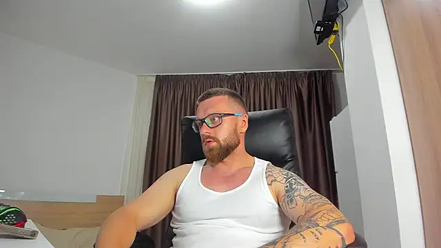 Živý XXX chat Findom_guy