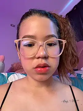 Lucyklein2022 Live XXX-chat
