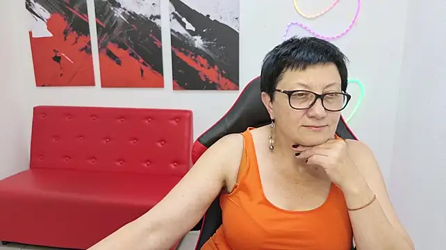 EmilyL0ve 라이브 XXX 채팅