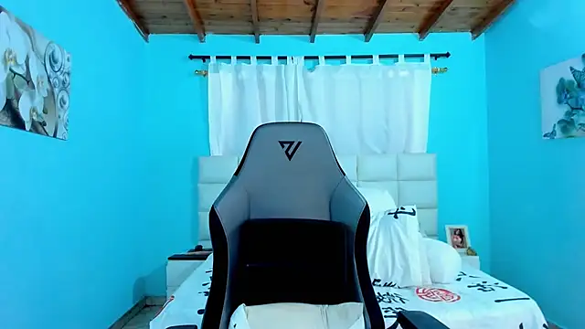 Chat XXX en directo de shadia-orozco