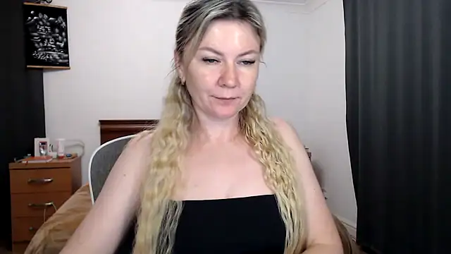 ParadiseAlina's Live XXX Chat