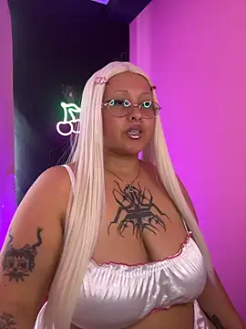 pinkbaddie777 Chat XXX in diretta