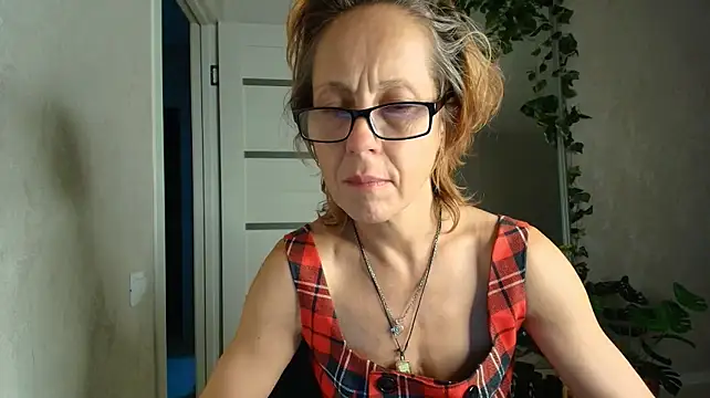 LioraWeiss Chat XXX in diretta
