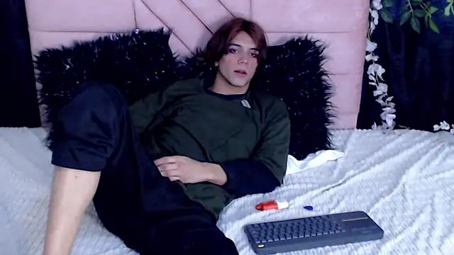 oli_dusk's Live XXX Chat