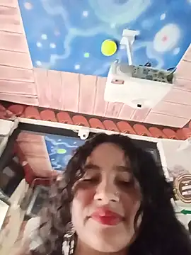 Chat XXX en directo de Yaya_paid