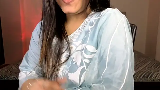 BABY_RANI_ Adlı Modelin Canlı XXX Sohbeti