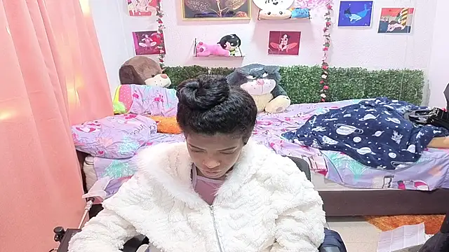 thianahorny's Live XXX Chat