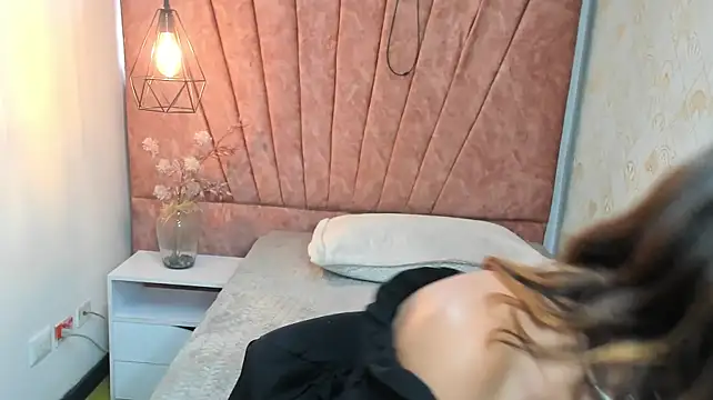 LIA__MILLER_'s Live XXX Chat