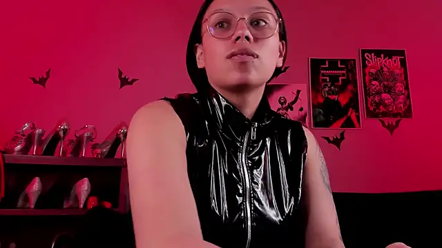 lilith-deveraux XXX чат на живо