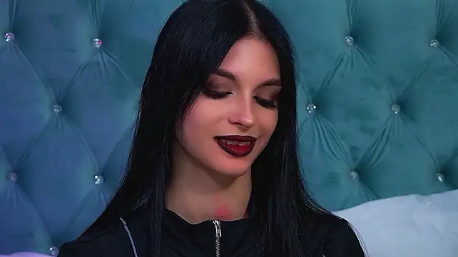 BeverlyMost Live XXX-chat