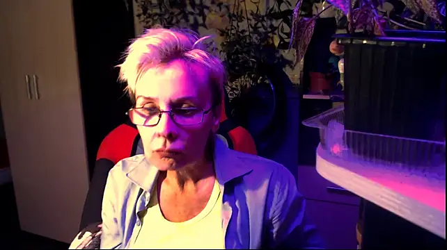 HelgaHimmell XXX чат на живо