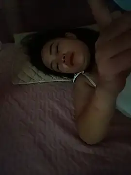 Fieng-cum XXX чат на живо