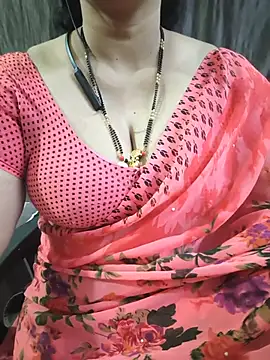 bhuvana_555 Chat XXX in diretta