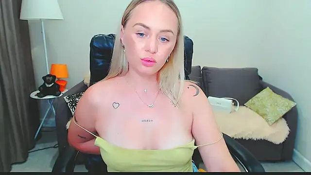 LiluMoon__ Chat XXX in diretta