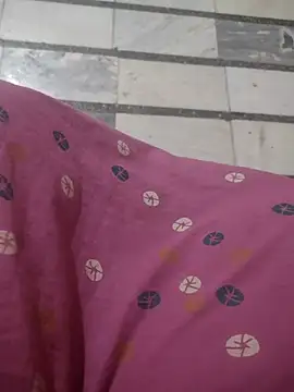 tamilselvi23's Live XXX Chat