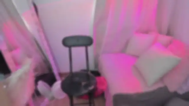 XXX chat uživo modela marianneloveee