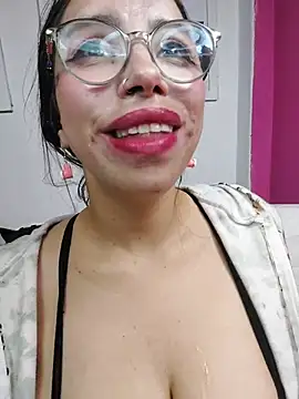 Chat +18 de valentina_swallow ao vivo
