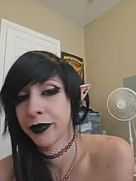 AmethystFoxx XXX чат на живо
