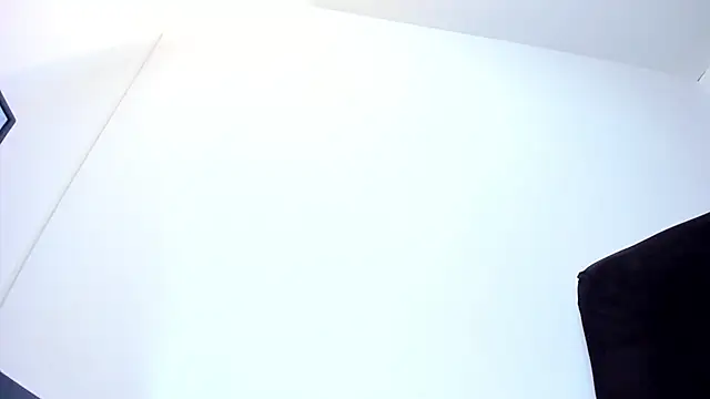 Violeta_Tepes Adlı Modelin Canlı XXX Sohbeti