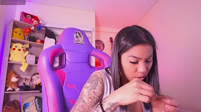 Živý XXX chat madelyn_rose_