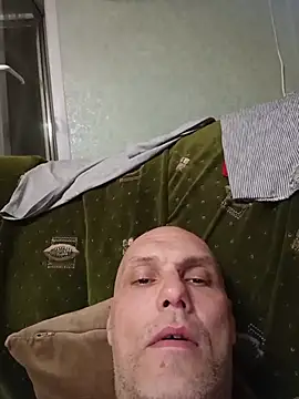 Živý XXX chat Exited_Smoker
