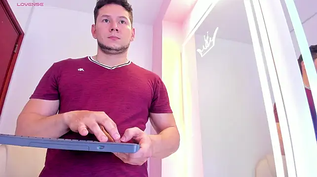 Izui_Pierce Show Webcam