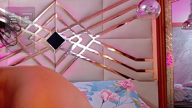Chat +18 de Sluttyandmature ao vivo