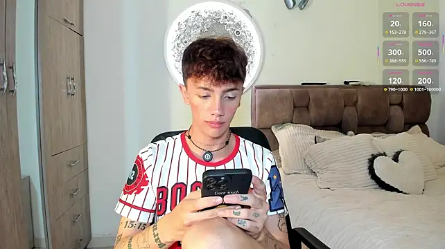Chat +18 de Timothy_ros ao vivo