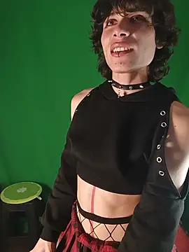 LittleTymmy live XXX chat