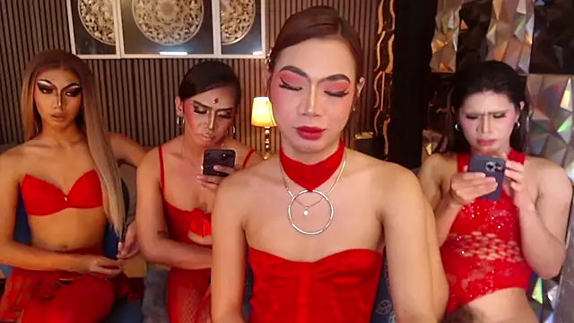 AudreyMilesTrans 现场XXX聊天