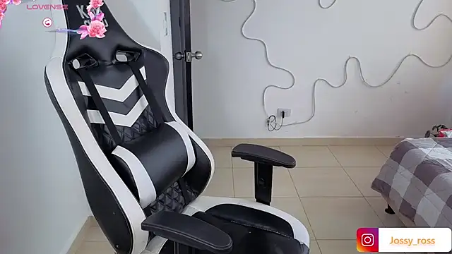 Victoryyy_ XXX чат на живо