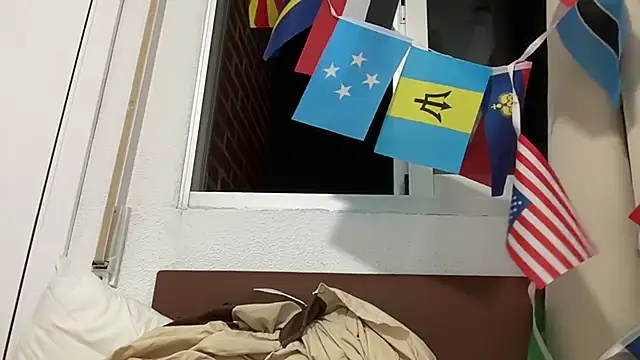 Živý XXX chat HoleBreeder
