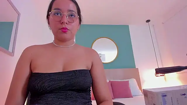 lucy_blue28 – Live XXX-chat