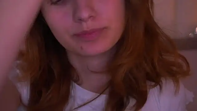 Chat XXX en directo de CuteeFoxy