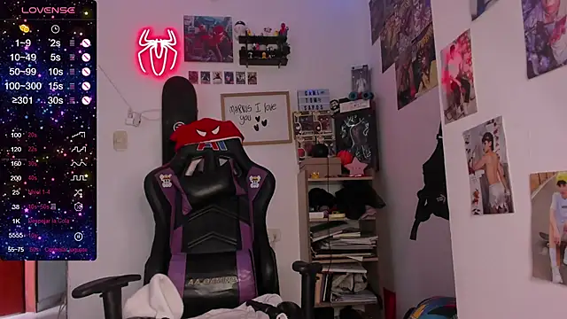 Mikeking14 – Naživo XXX chat