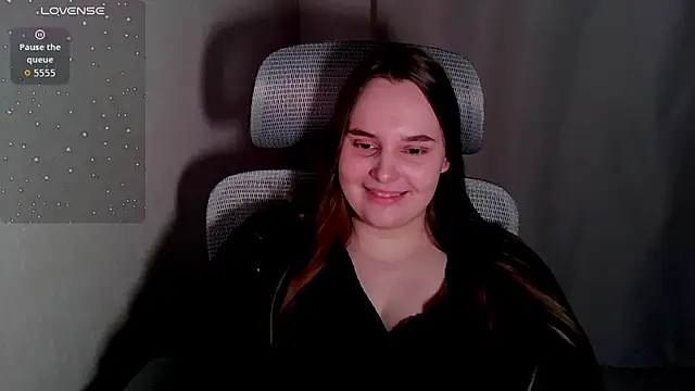 Chat +18 de Noir_Ember_ ao vivo