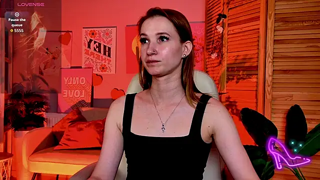 Megan_Rodgers Chat XXX in diretta