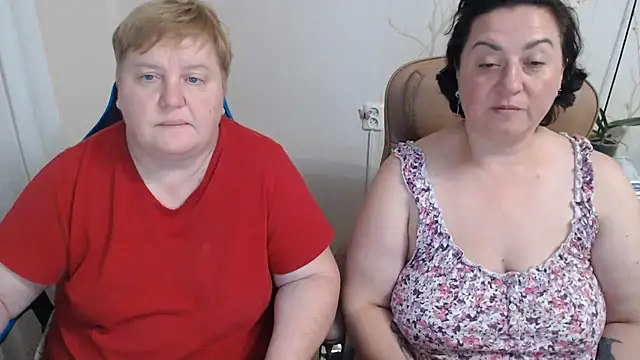 XXX chat uživo modela Lindy-Jeanie