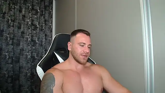 Thori92 Webcam show